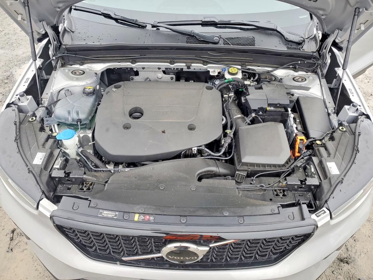 2023 Volvo Xc40 Plus