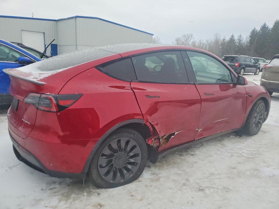 2025 Tesla Model y