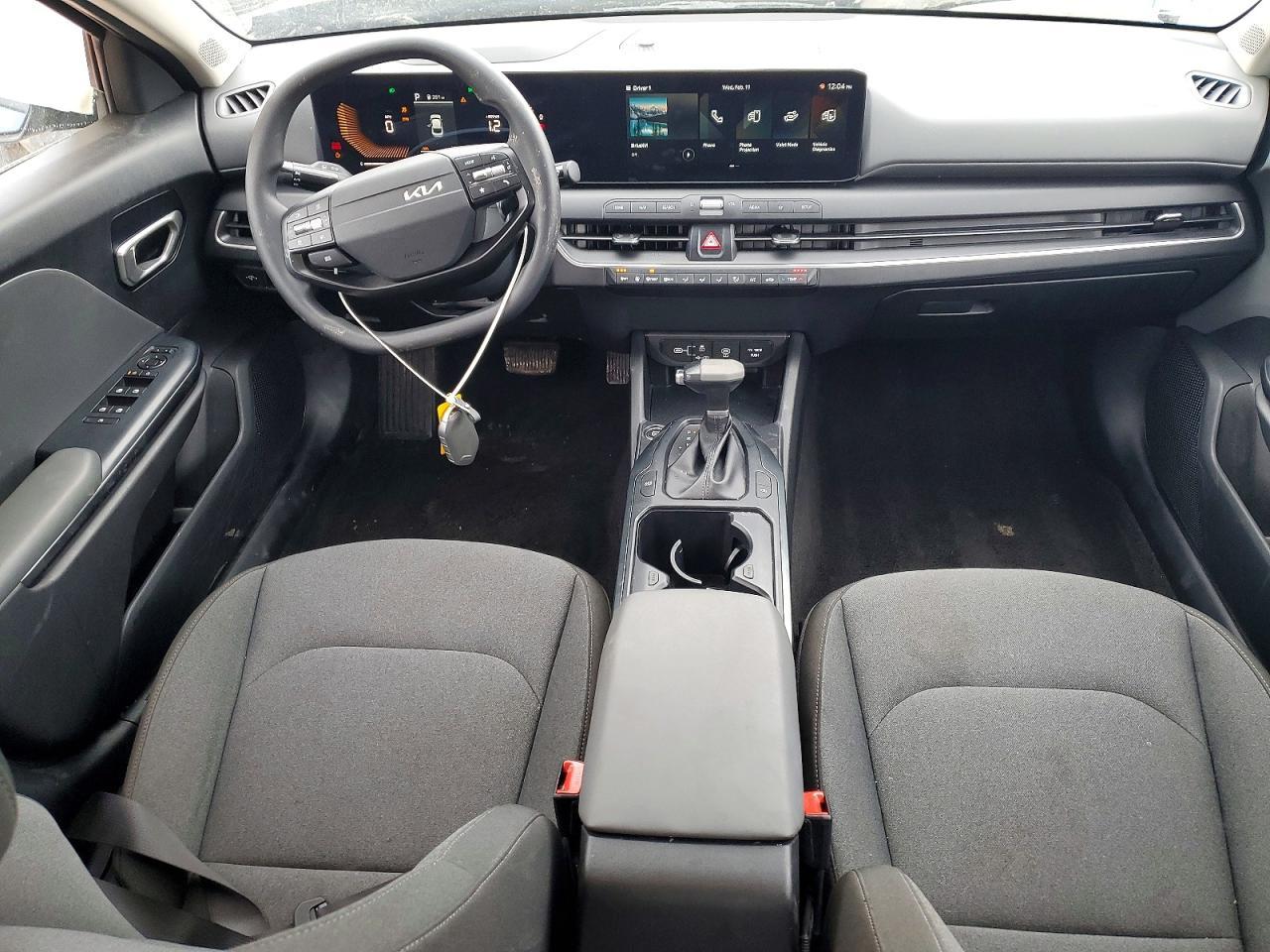 2025 KIA K4 lx