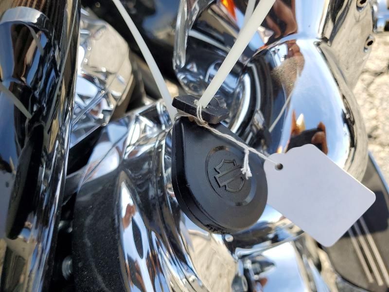 2022 Harley-Davidson Flhx