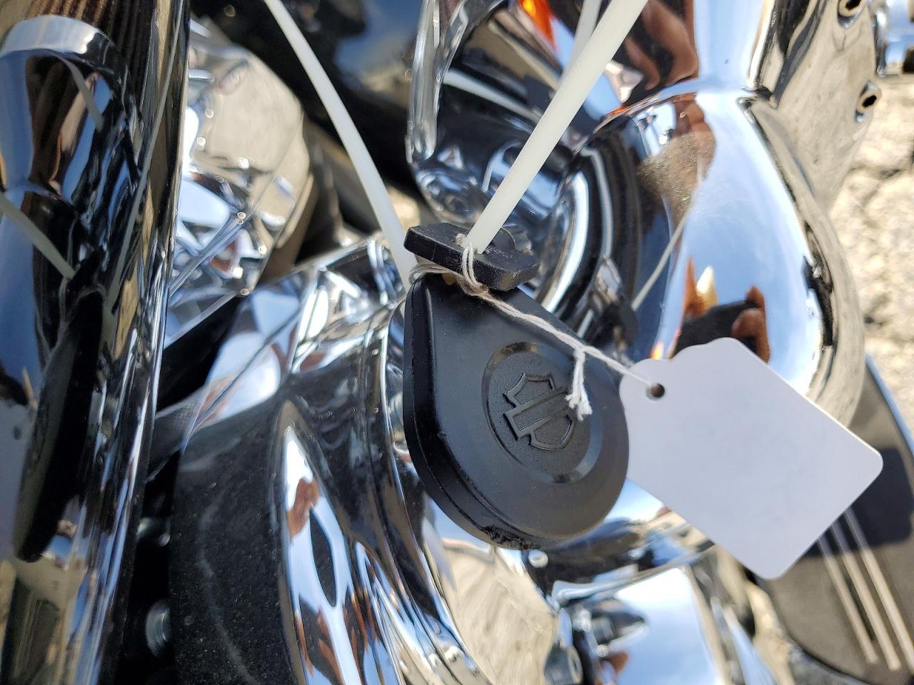 2022 Harley-Davidson Flhx