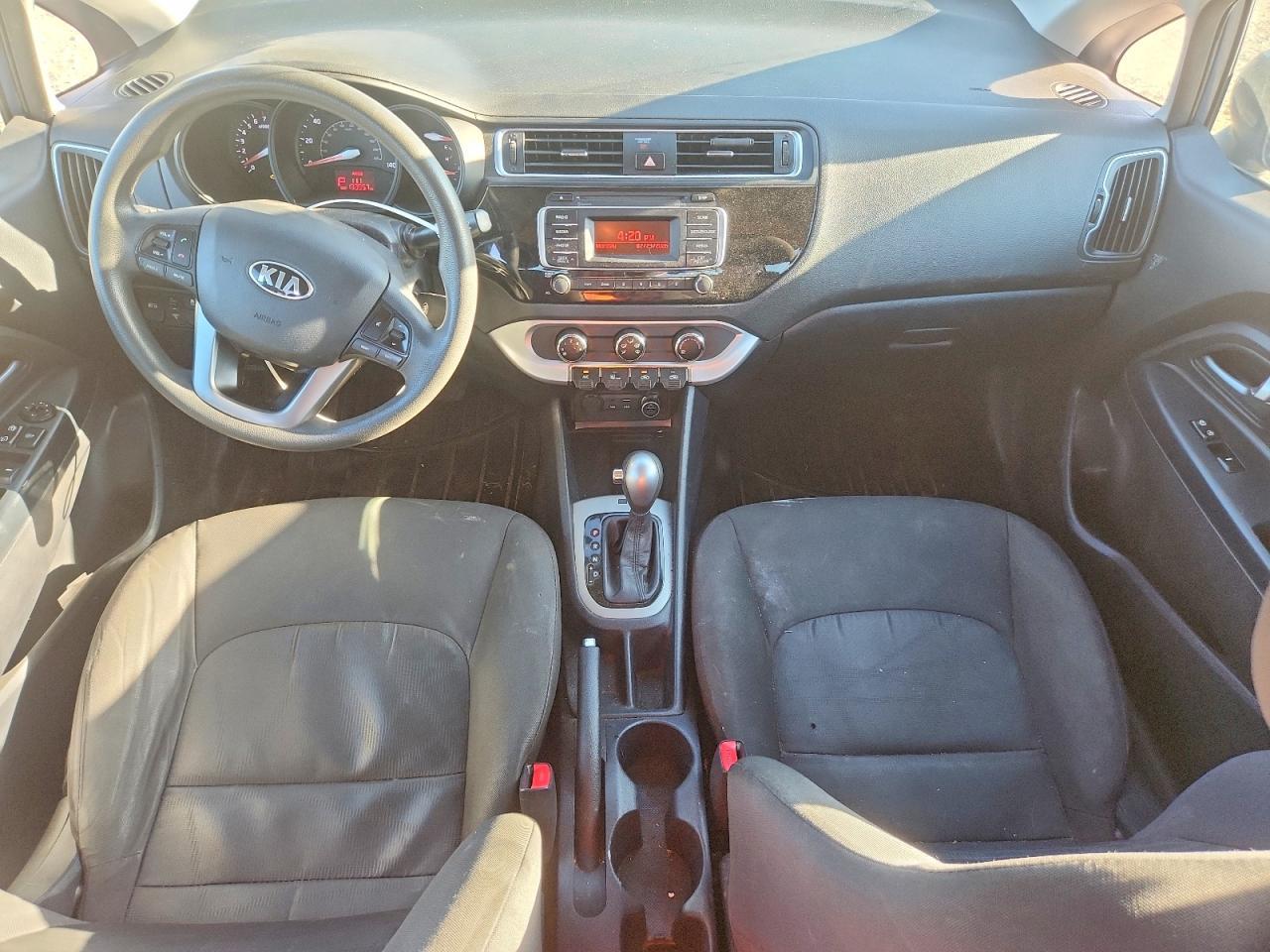 2016 KIA Rio lx