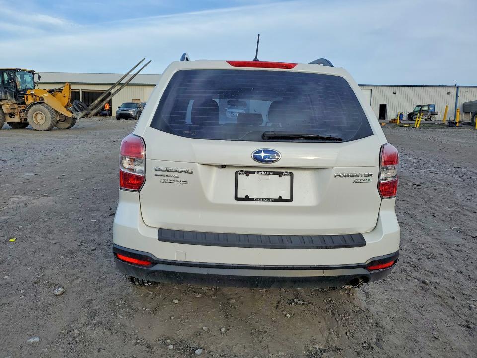 2015 Subaru Forester 2.5i