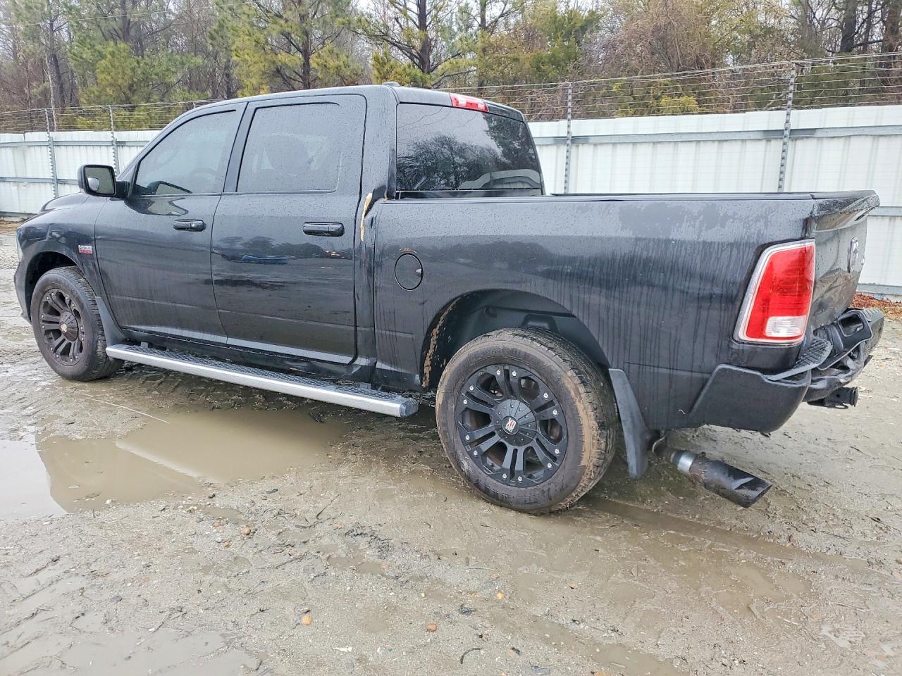 2015 Dodge Ram 1500 Sport