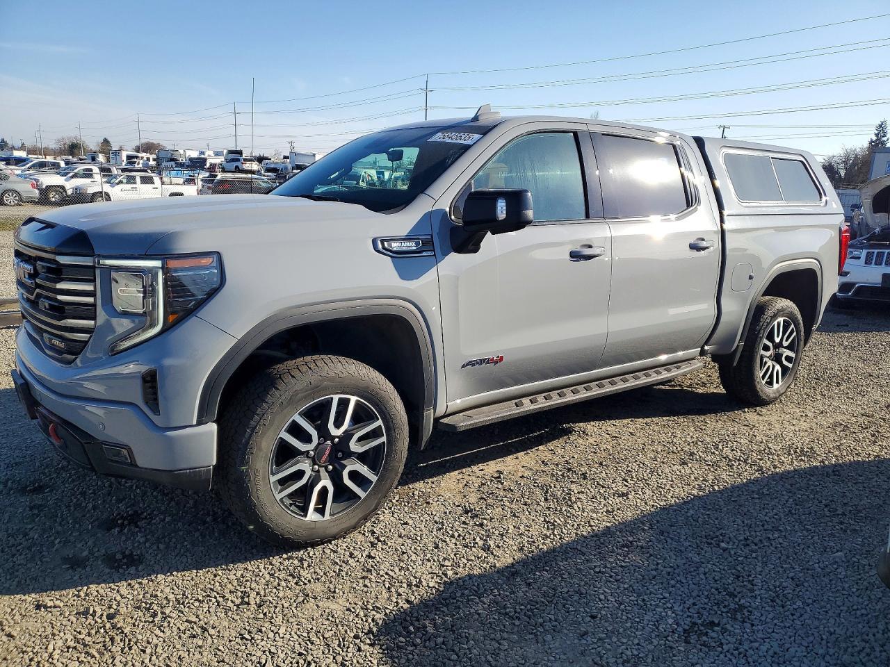 2025 GMC Sierra K1500 AT4
