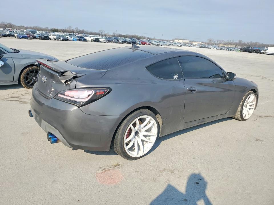 2012 Hyundai Genesis Coupe 3.8 Track