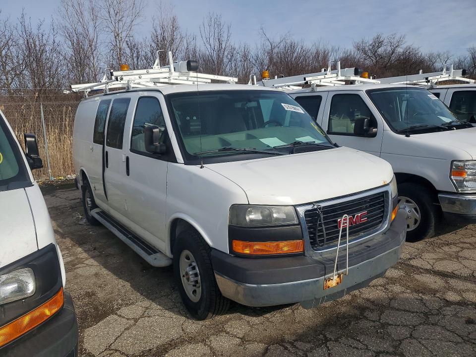 2014 GMC Savana 2500 Cargo Utility / Service van