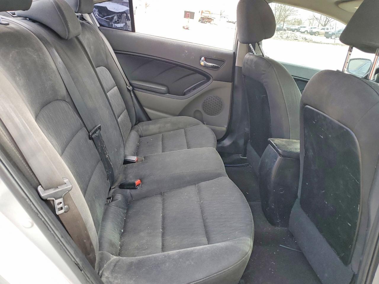 2015 KIA Forte lx