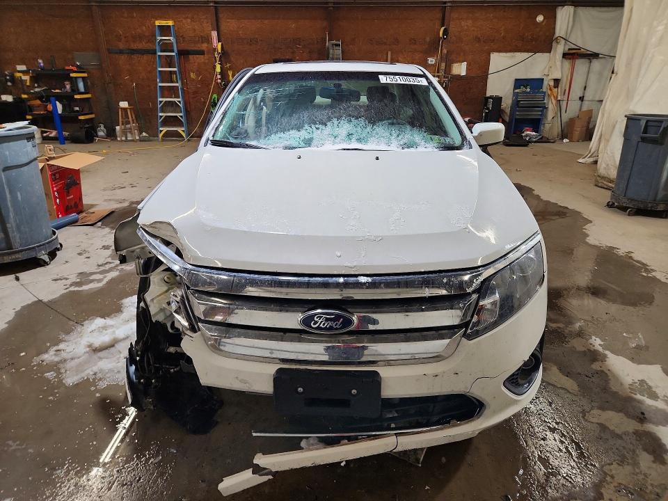 2011 Ford Fusion se