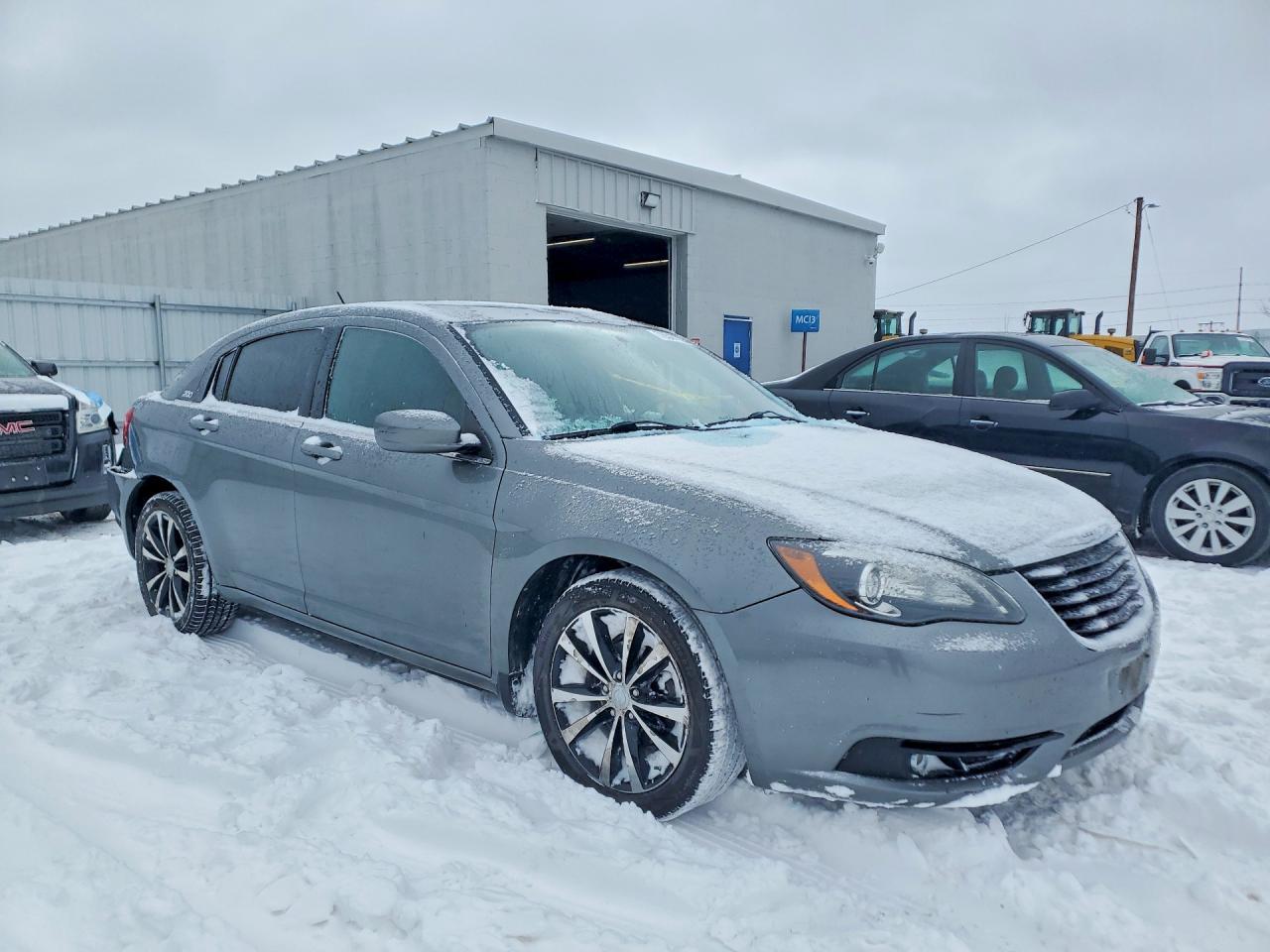 2012 Chrysler 200 s