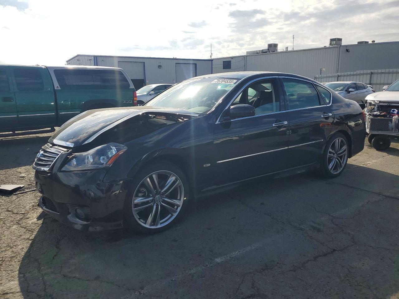 2010 Infiniti M35 Base