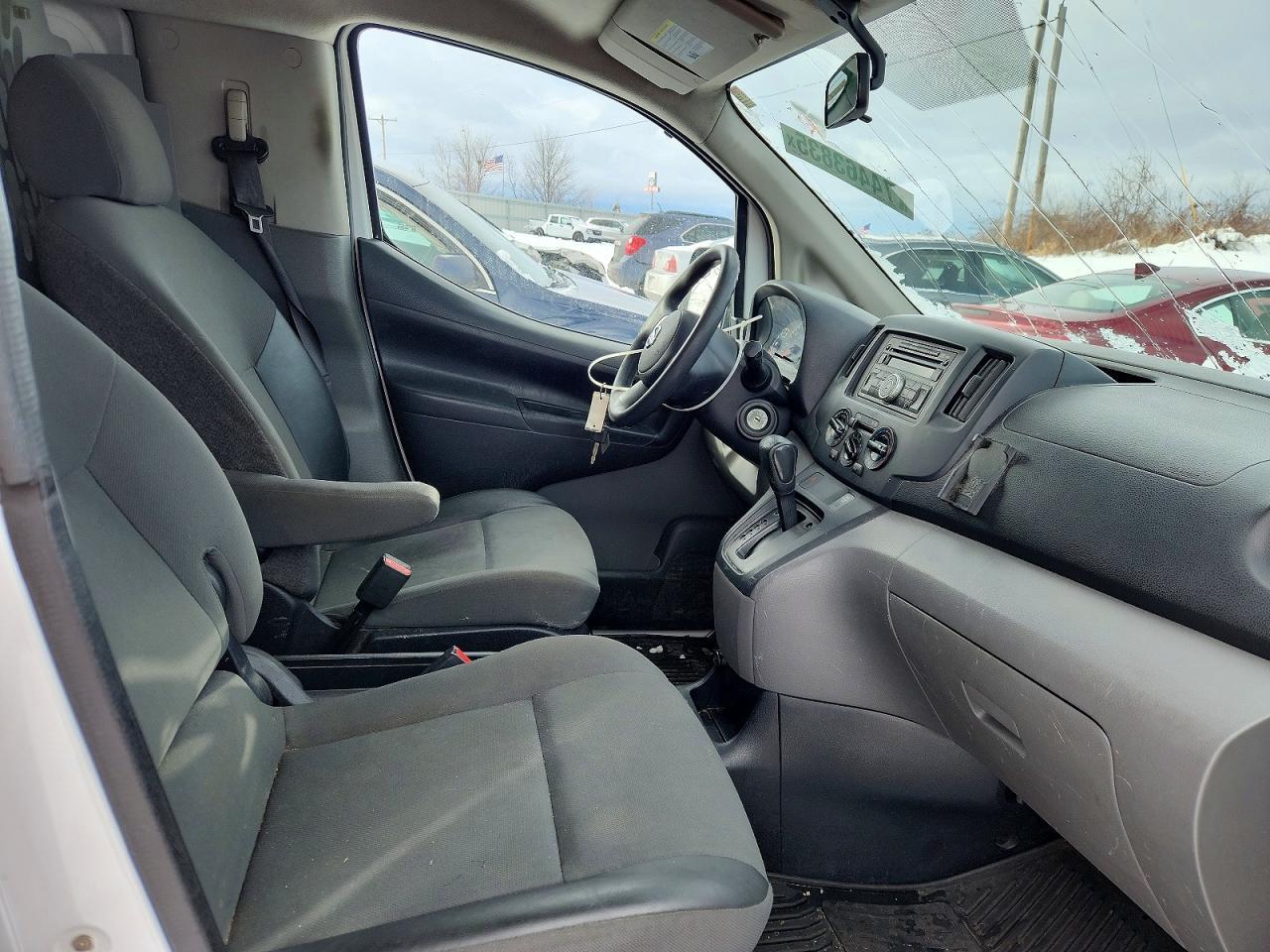 2017 Nissan NV200 2.5S
