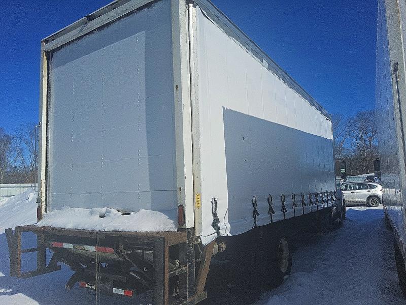 2017 Hino 268 BOX Truck