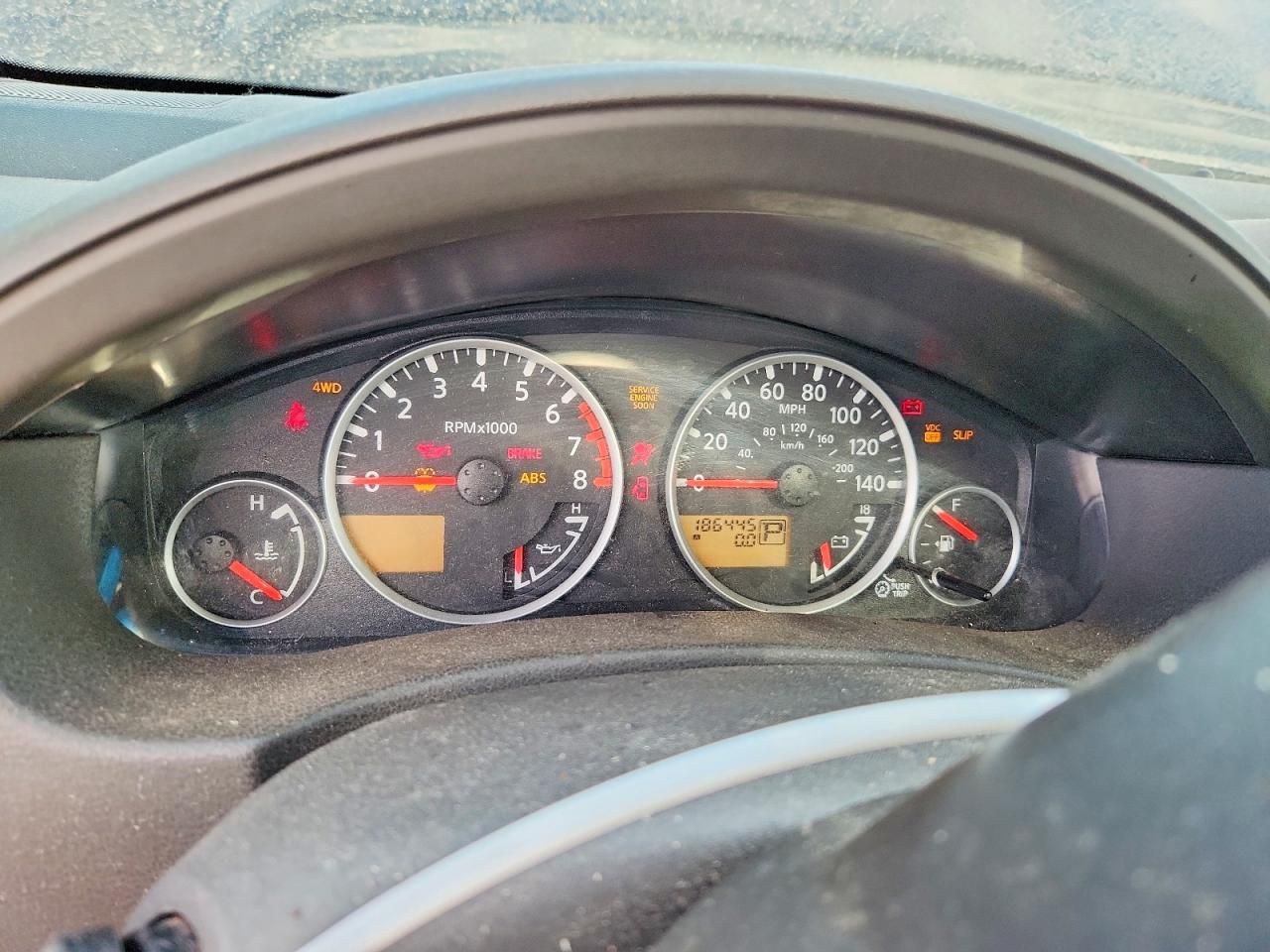 2010 Nissan Pathfinder s