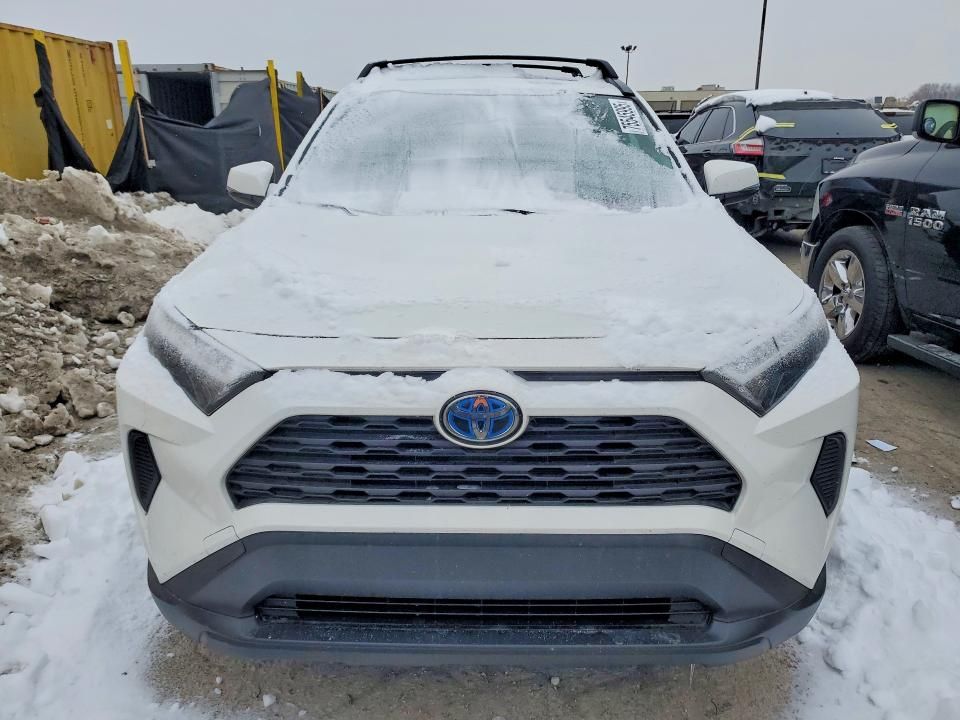 2022 Toyota Rav4 xle