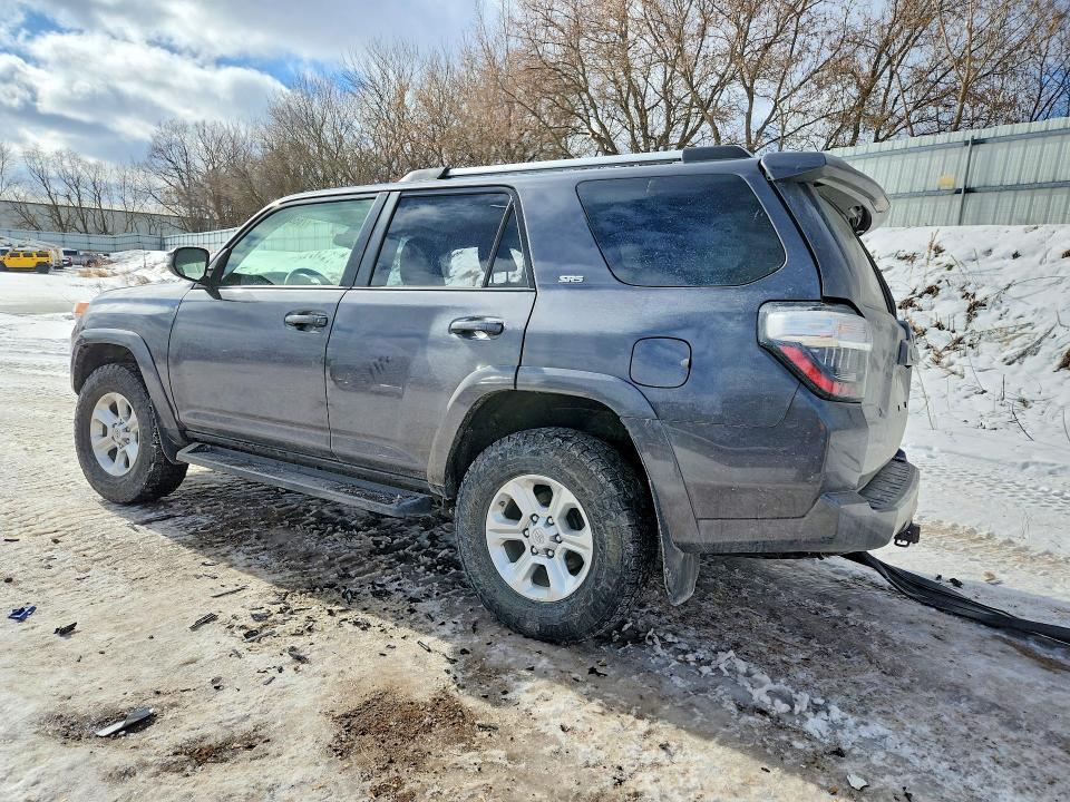 2023 Toyota 4runner se