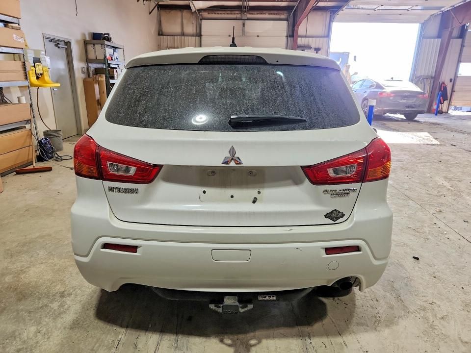 2011 Mitsubishi Outlander Sport se