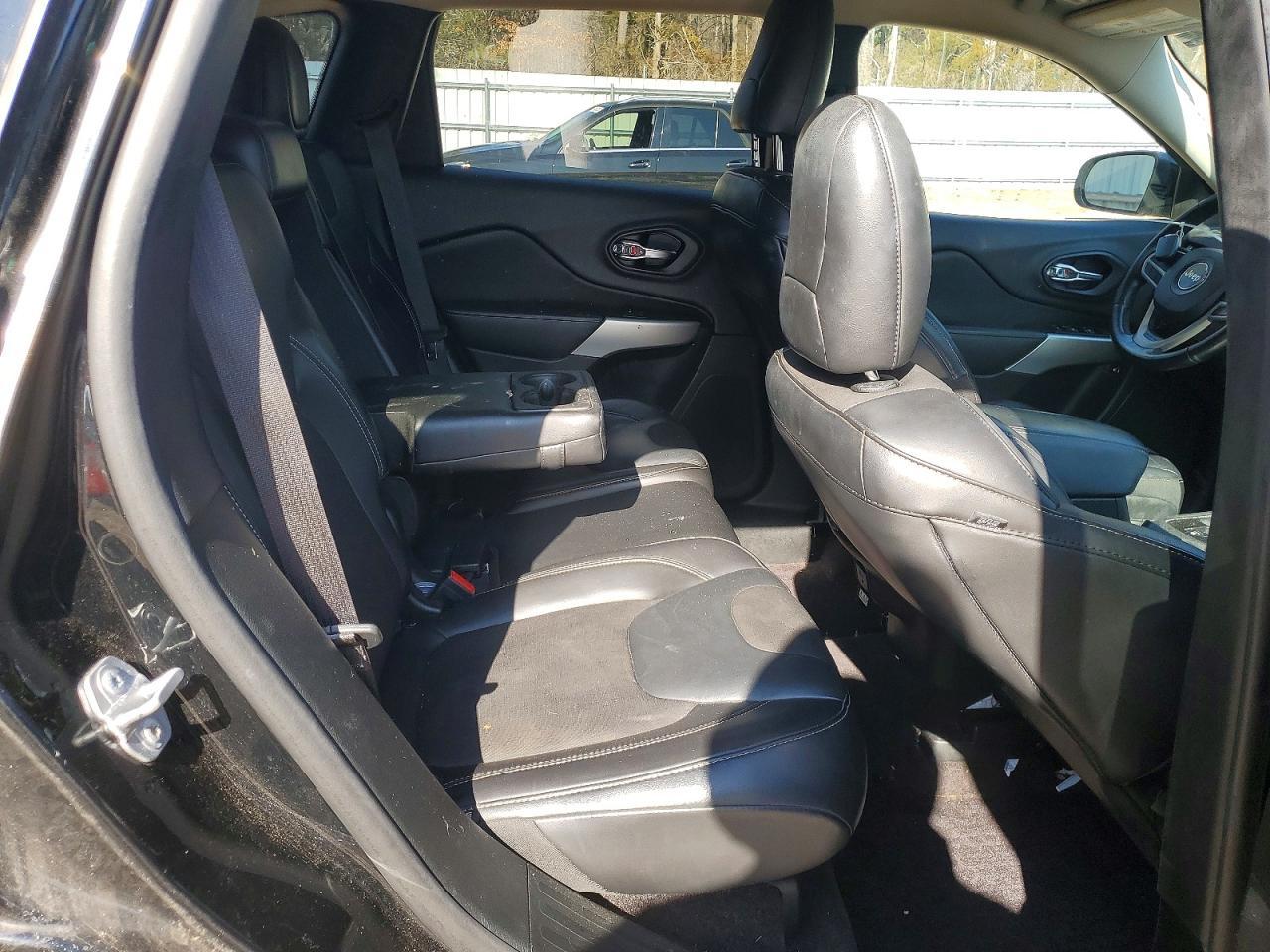 2018 Jeep Cherokee Latitude Plus