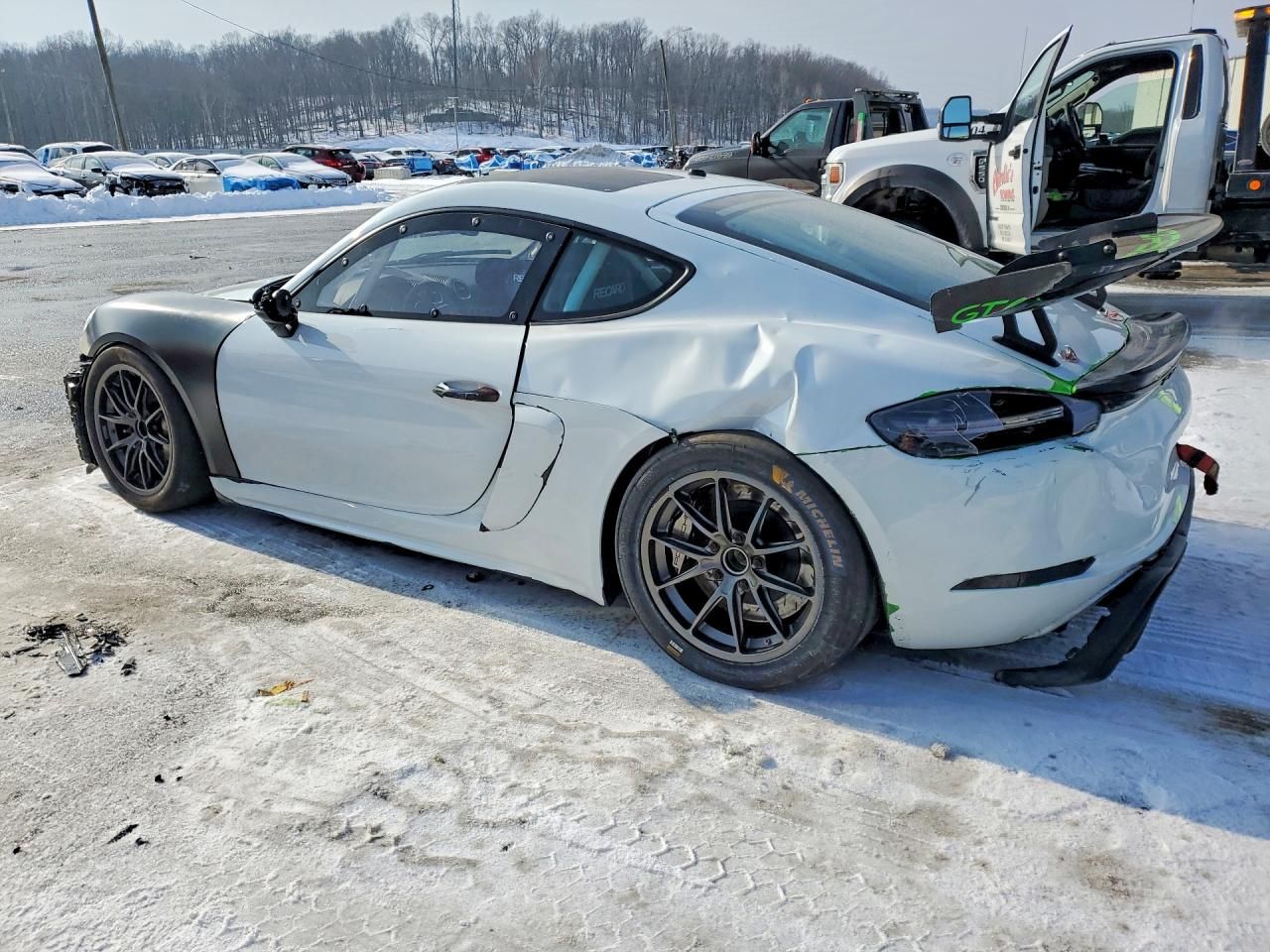 2020 Porsche Cayman GT4