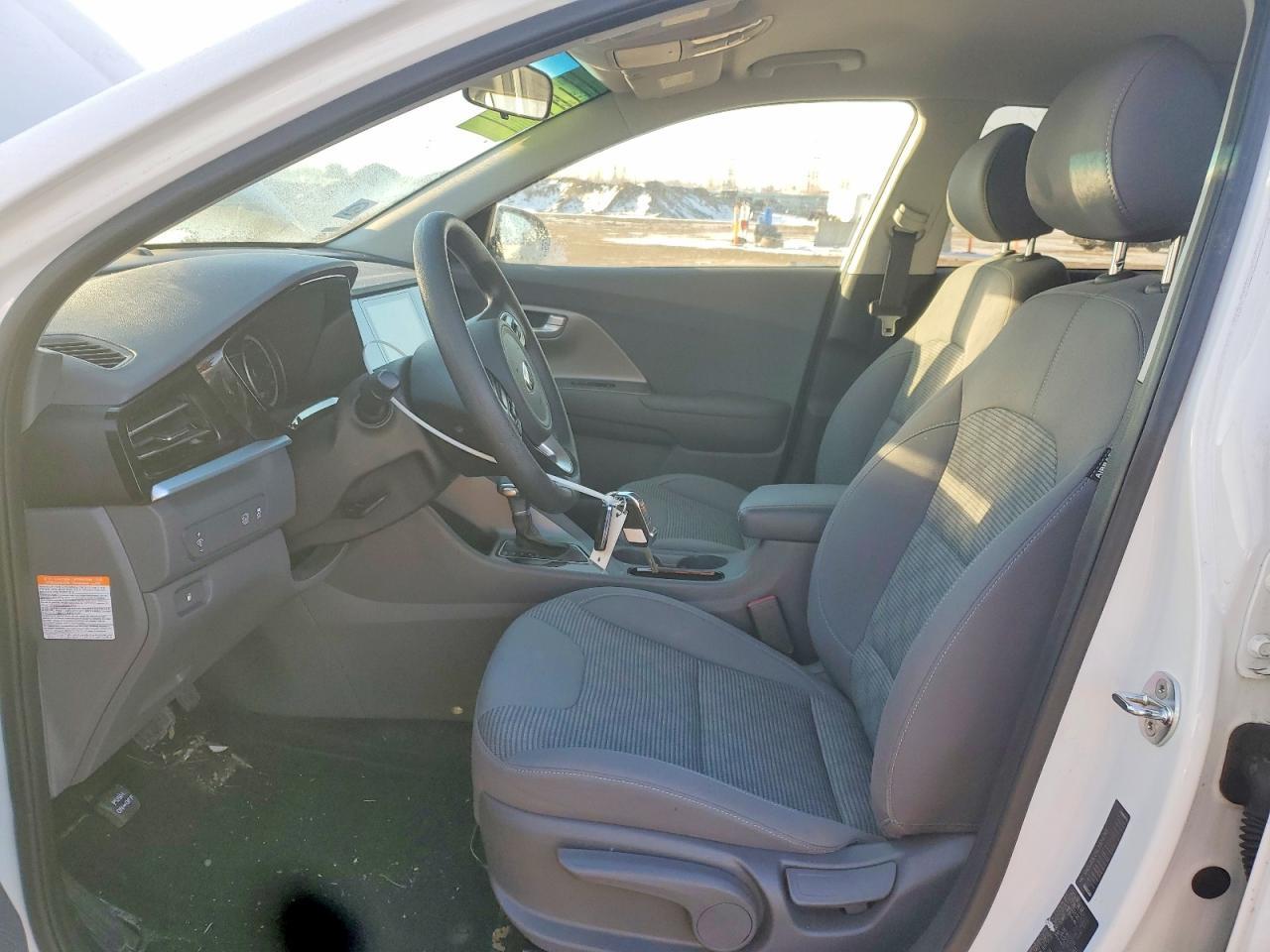 2020 KIA Niro lx