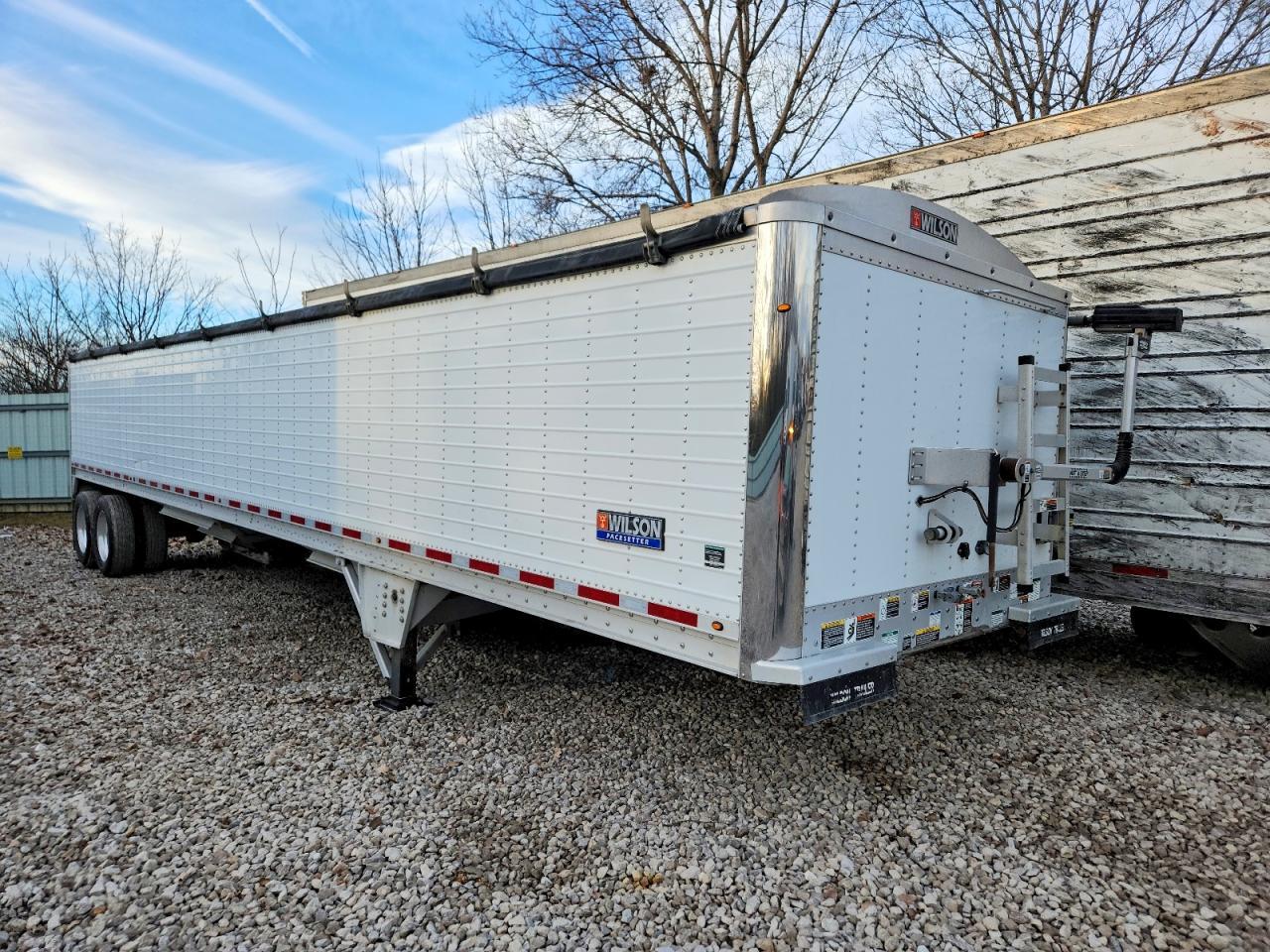 2019 Wilson Grain Trailer