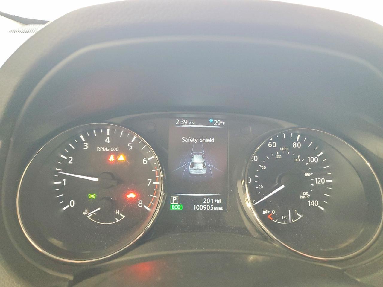 2017 Nissan Rogue sv