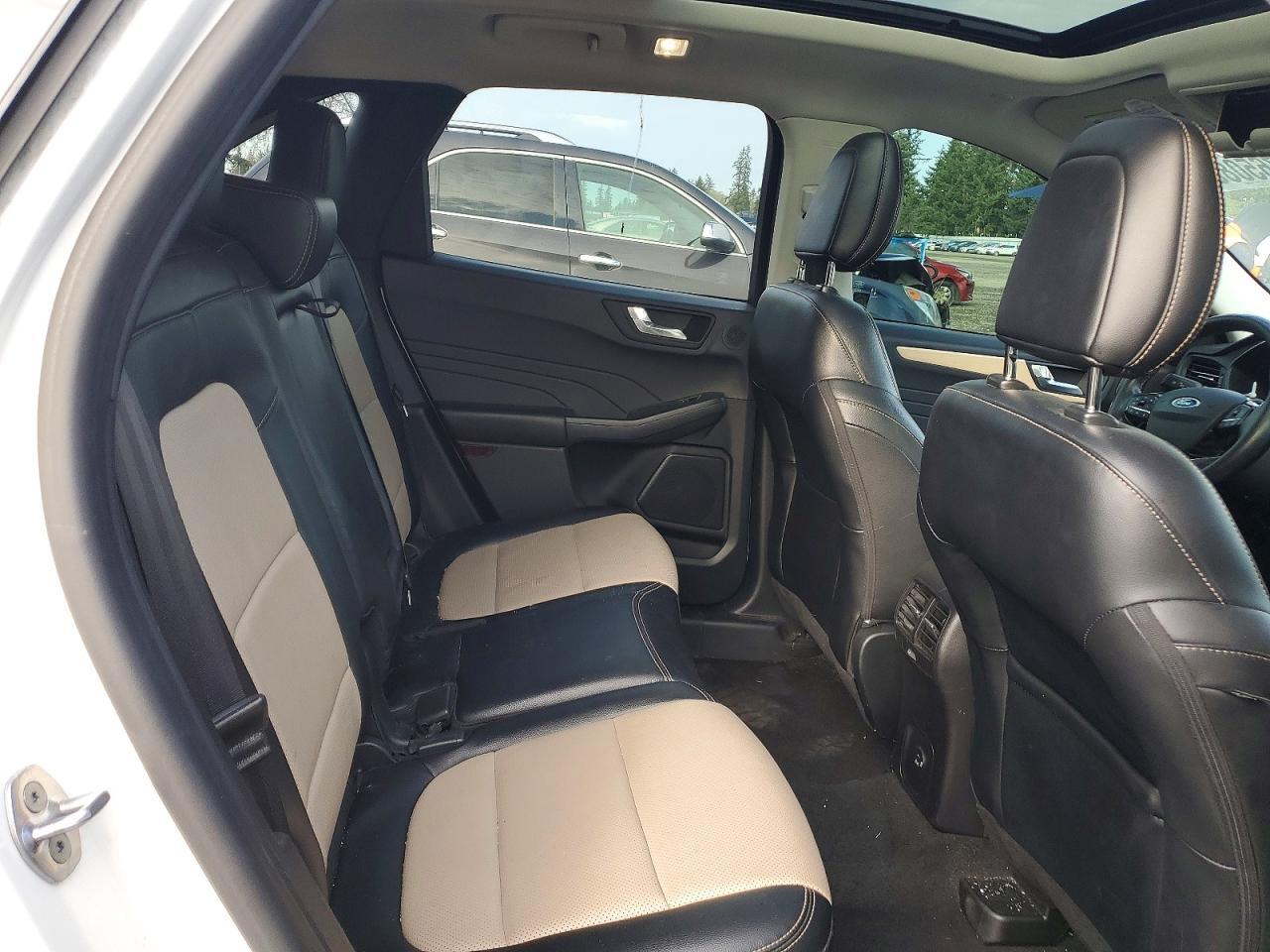 2021 Ford Escape Titanium