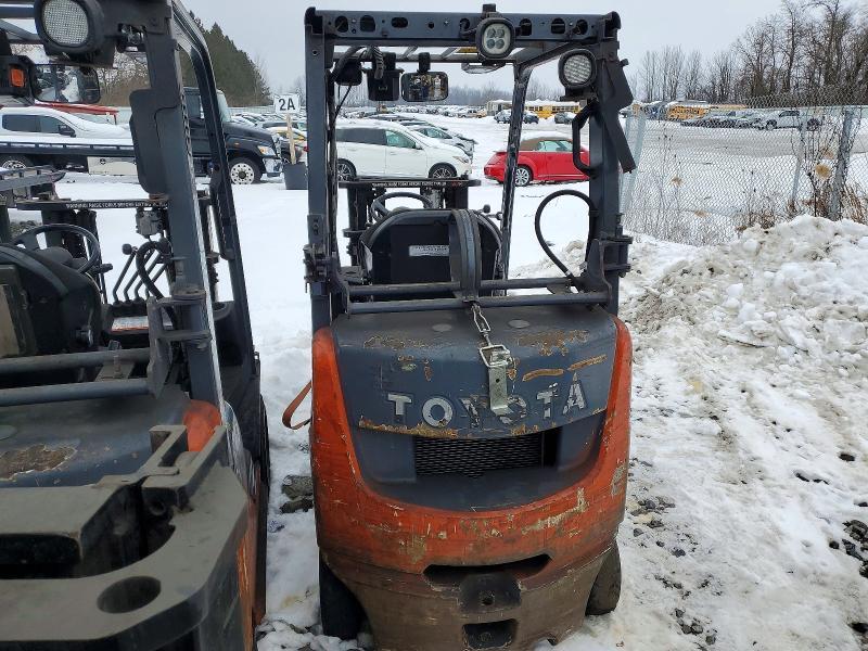 2014 Toyt Forklift-Forklift