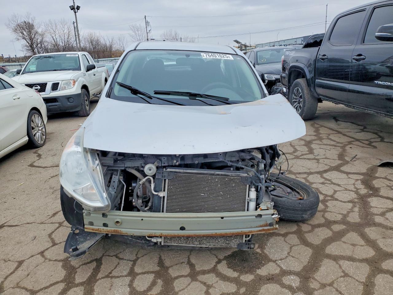 2017 Nissan Versa s