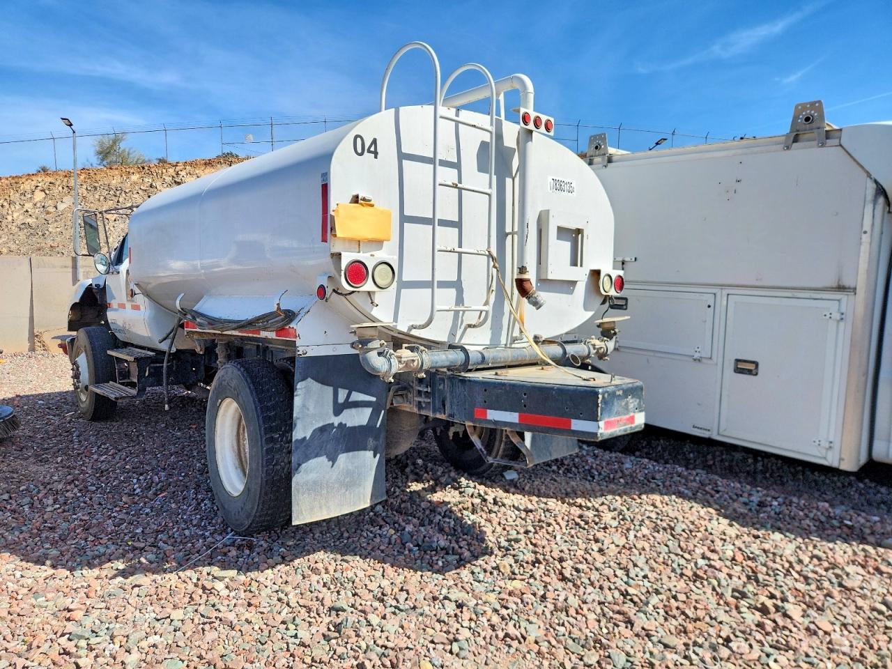 2005 Ford F750 Super-Water Truck