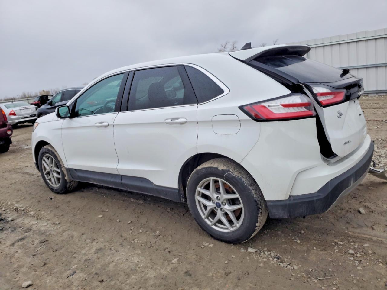 2021 Ford Edge sel