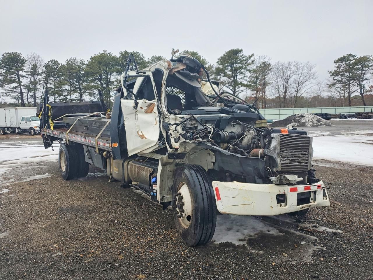 2011 Hino 258/268 Flatbed Truck