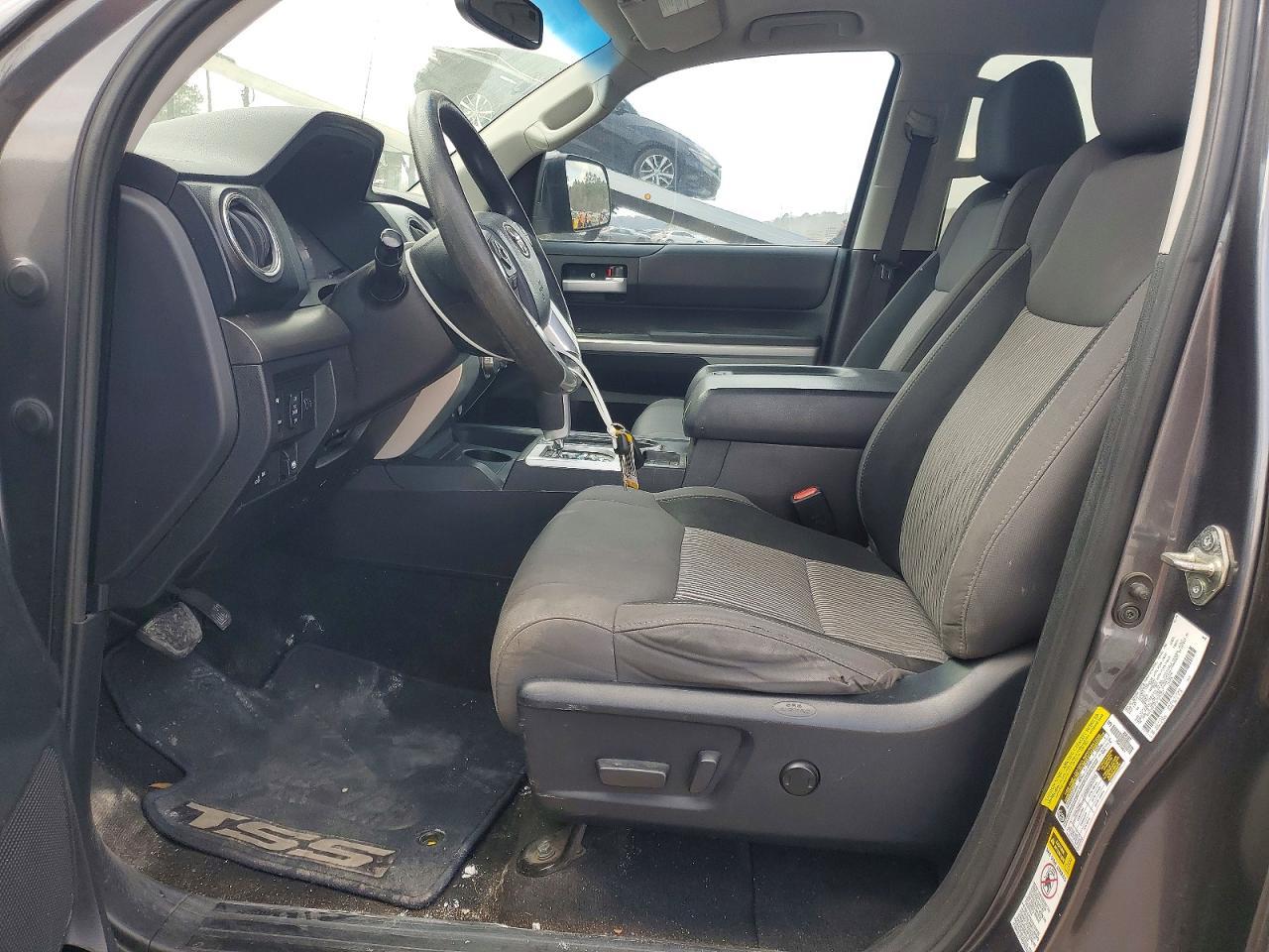 2016 Toyota Tundra Crewmax SR5