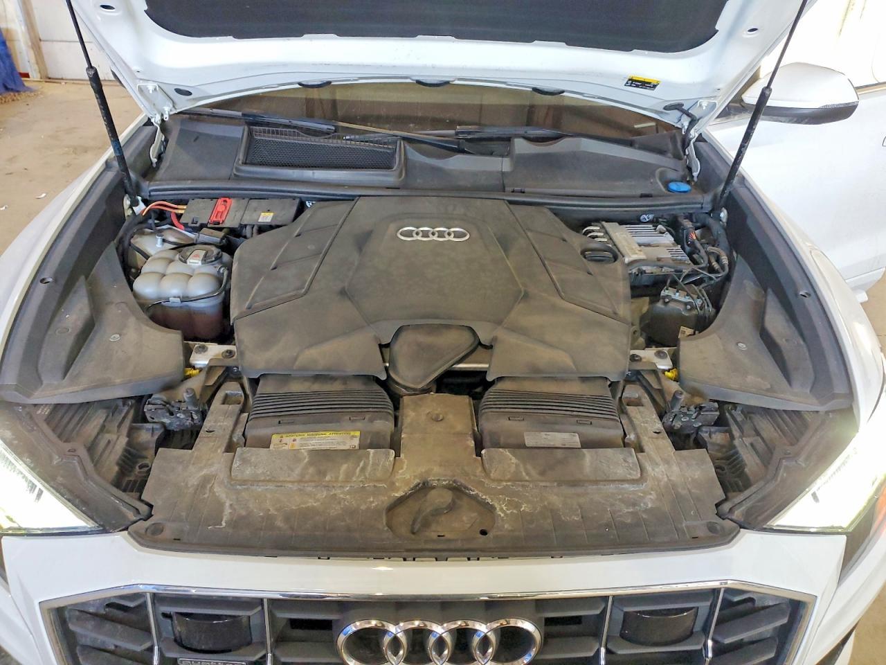 2019 Audi Q8 Premium Plus