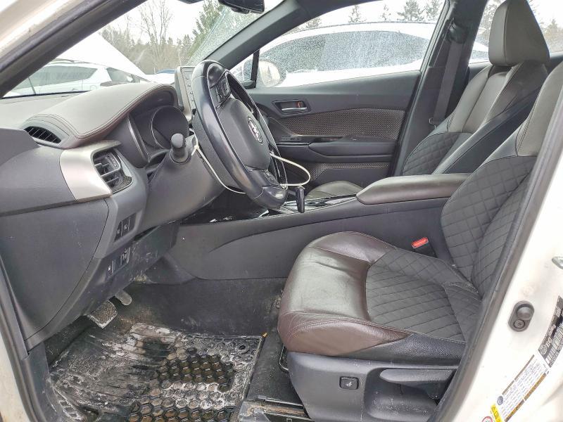 2019 Toyota C-hr xle