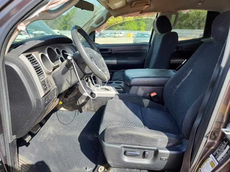 2011 Toyota Tundra Double cab SR5