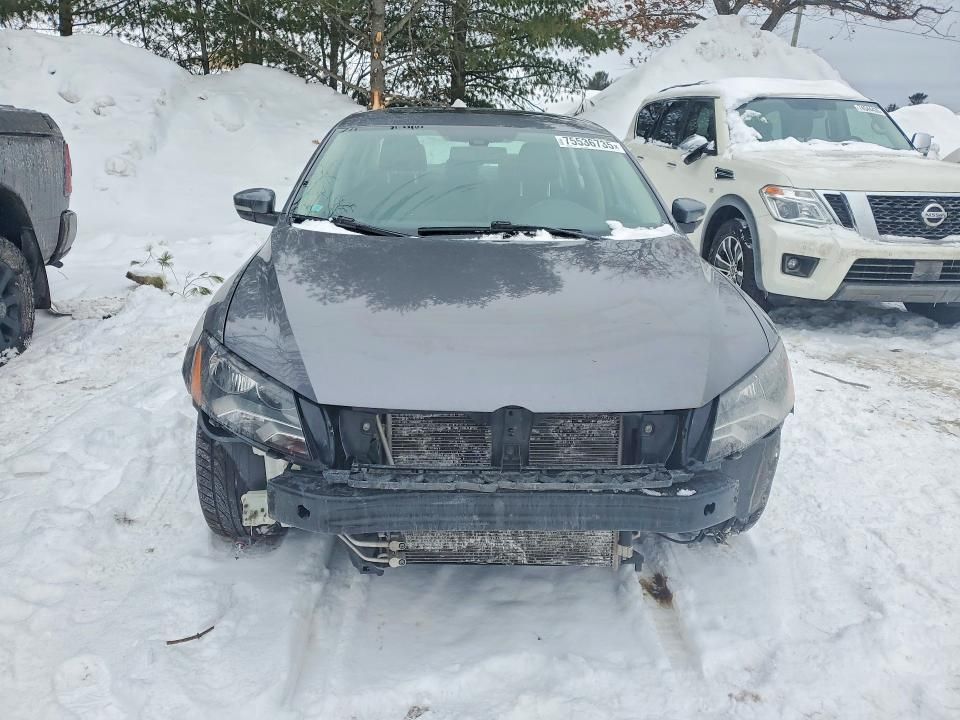 2015 Volkswagen Passat sel