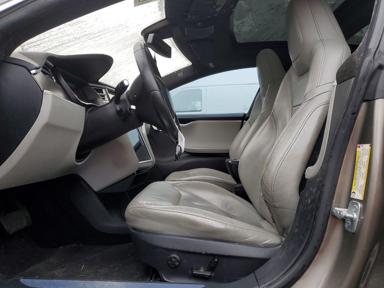2015 Tesla Model s 70D