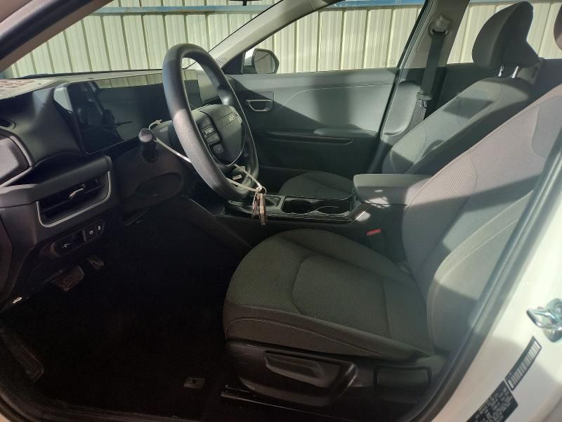 2025 KIA K4 lx
