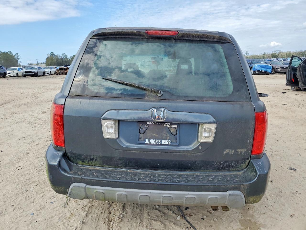 2004 Honda Pilot lx
