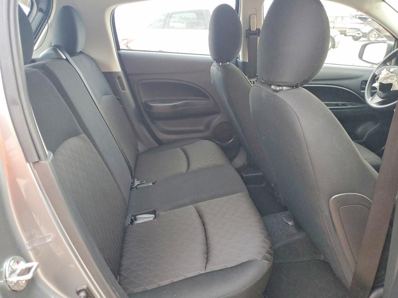 2023 Mitsubishi Mirage es