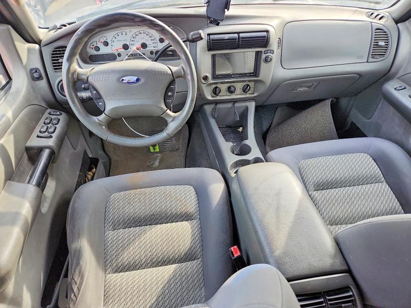 2004 Ford Explorer Sport Trac