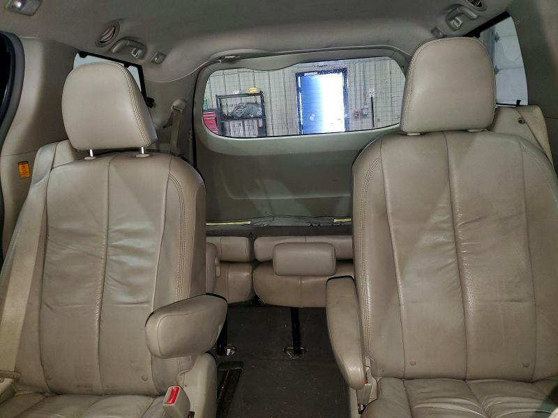 2011 Toyota Sienna xle