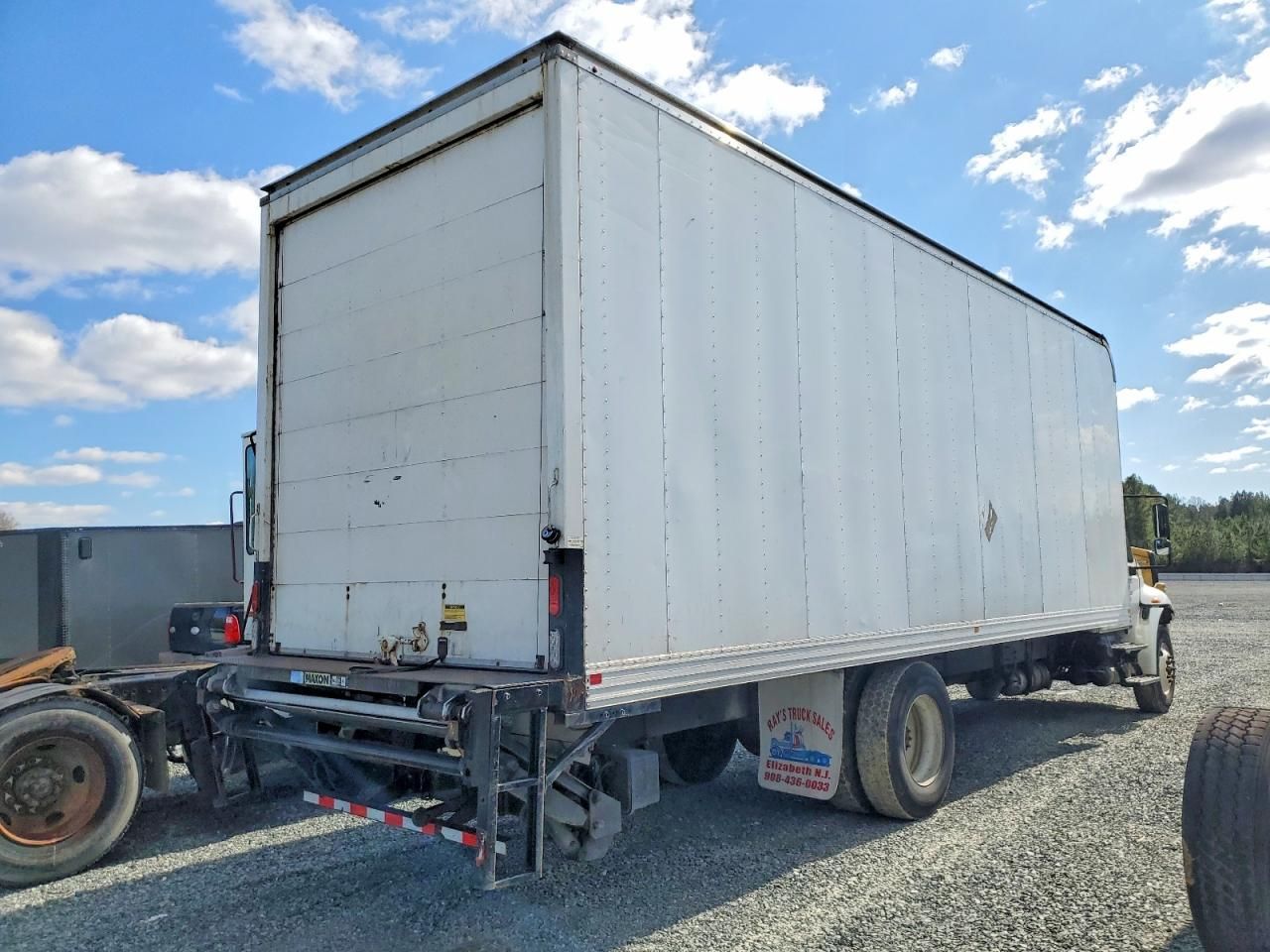 2018 International 4300 BOX Truck