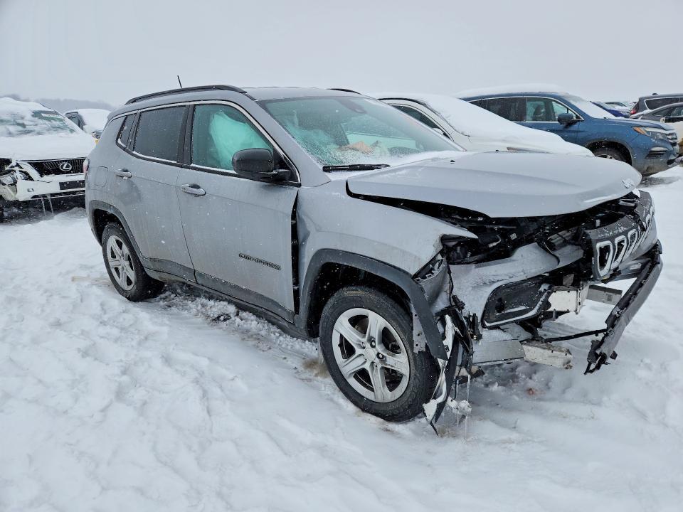 2023 Jeep Compass Latitude