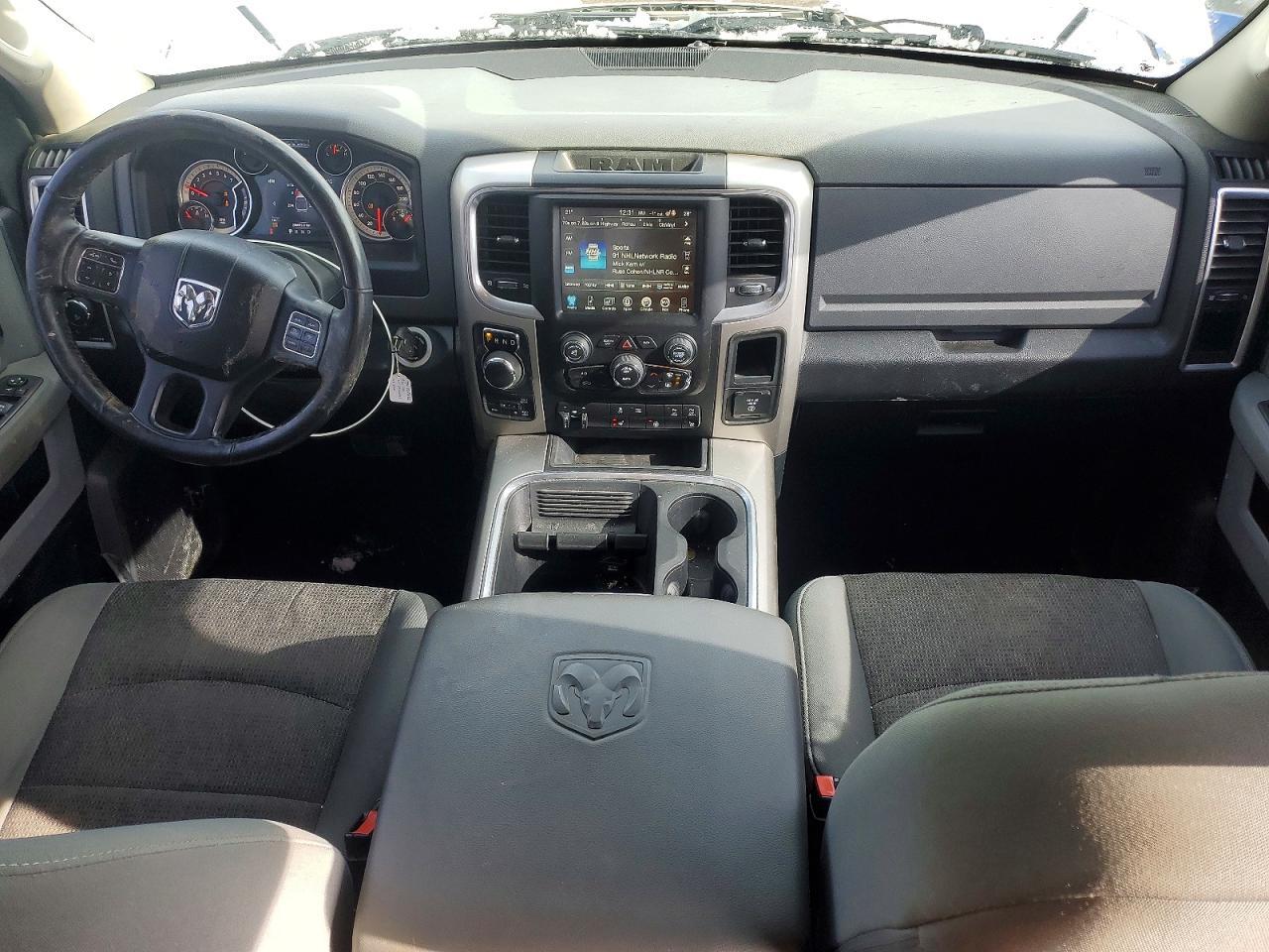 2017 Ram Trucks 1500 slt