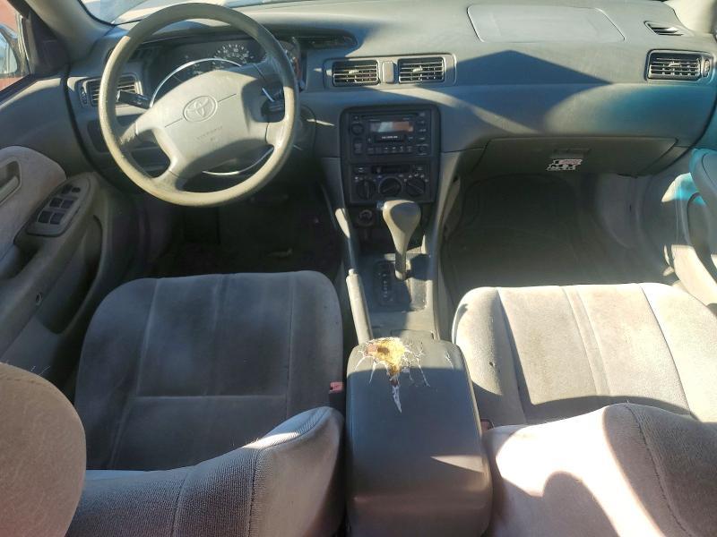 1999 Toyota Camry le