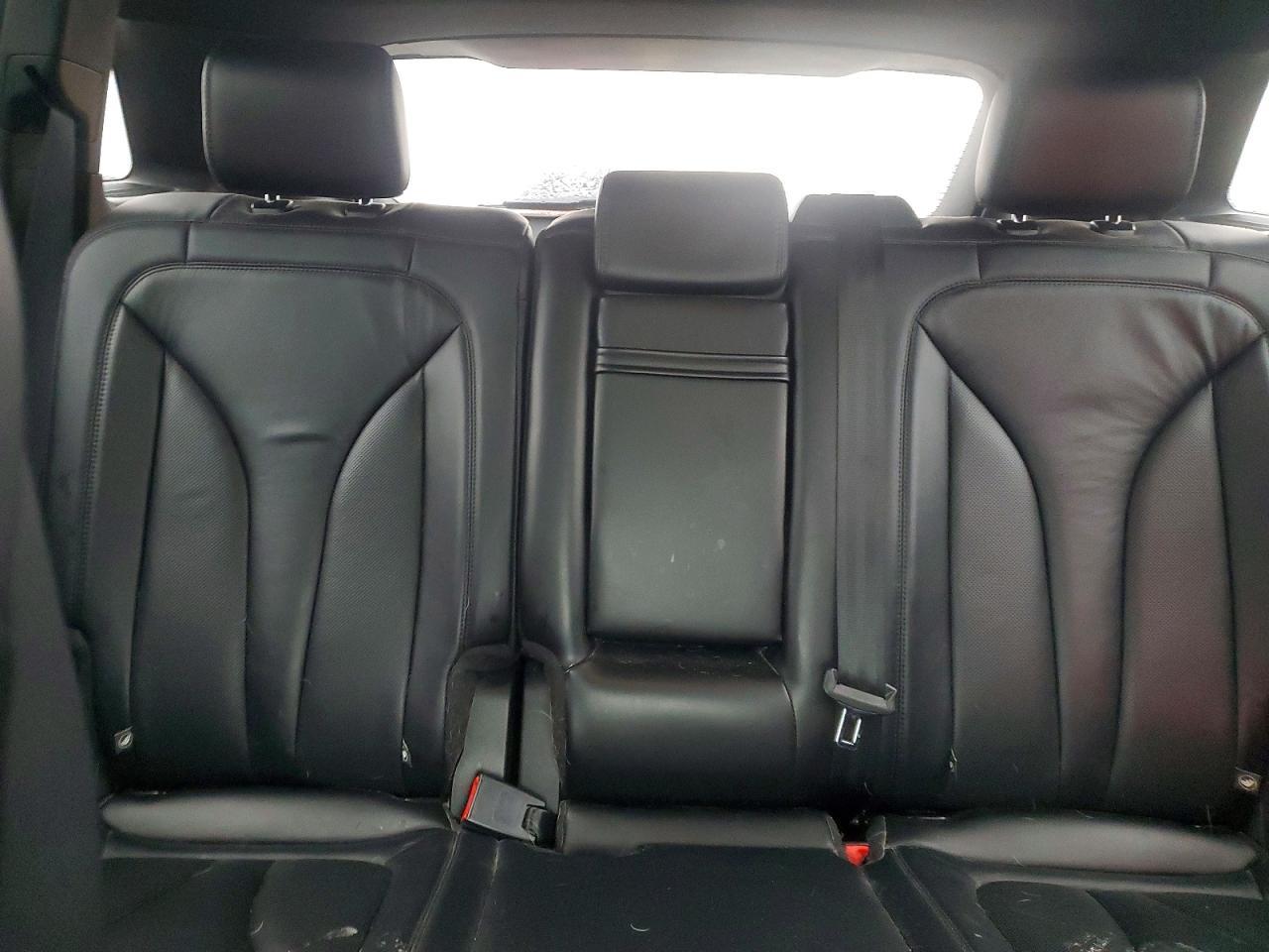 2019 Lincoln Nautilus Select