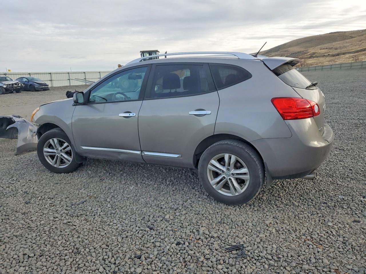 2013 Niss Rogue