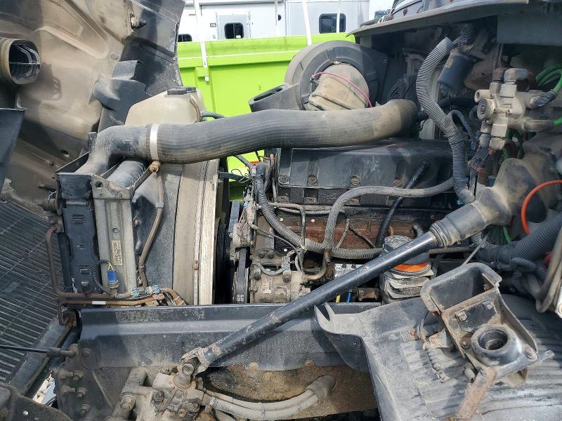 1999 Volvo Vn Semi Truck